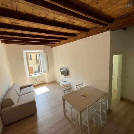 Casa N 61 * Ντέρβιο