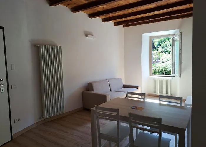 Casa N 61 * Dervio