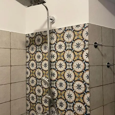 Casa N 61 *
